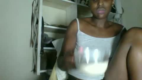 clara online show from 04/19/26, 10:03