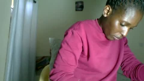 clara online show from 06/18/26, 06:13