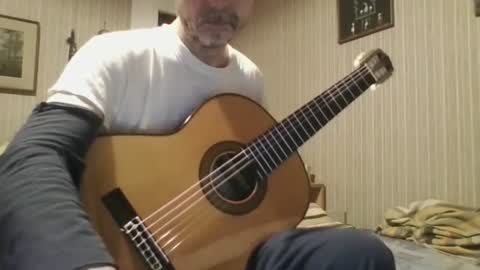 Snapshot of _col_t chatting on 06/14/26, 08:11 I hate social media Odio las redes sociales online show from 06/14/26, 08:11