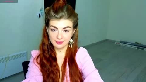 Snapshot of _comefeelme_ chatting on 02/21/25, 04:18 D online show from 02/21/25, 04:18