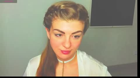 Snapshot of _comefeelme_ chatting on 03/05/25, 02:25 D online show from 03/05/25, 02:25