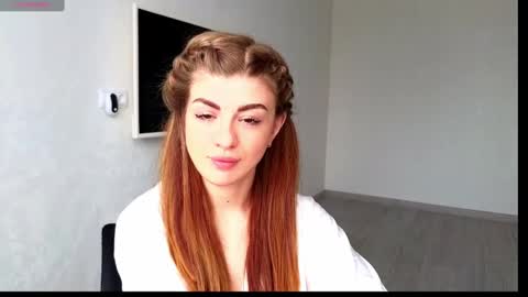 Snapshot of _comefeelme_ chatting on 03/10/25, 07:32 D online show from 03/10/25, 07:32