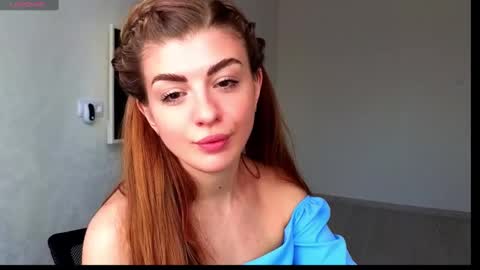 Snapshot of _comefeelme_ chatting on 03/11/25, 07:26 D online show from 03/11/25, 07:26