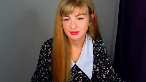 Snapshot of _comefeelme_ chatting on 09/09/25, 04:56 D online show from 09/09/25, 04:56