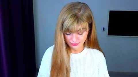 Snapshot of _comefeelme_ chatting on 10/23/25, 02:55 D online show from 10/23/25, 02:55