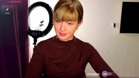 Snapshot of _comefeelme_ chatting on 12/19/25, 05:47 D online show from 12/19/25, 05:47