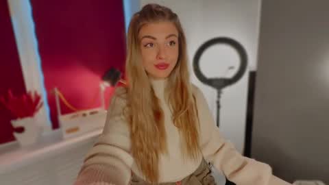 Snapshot of _comefeelme_ chatting on 02/15/26, 07:51 D online show from 02/15/26, 07:51