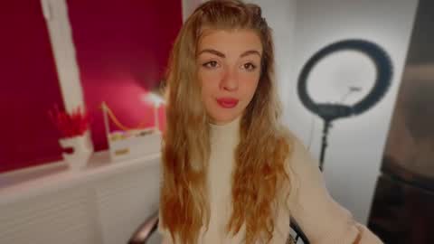 Snapshot of _comefeelme_ chatting on 02/17/26, 03:14 D online show from 02/17/26, 03:14