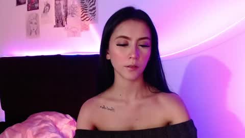 Snapshot of _coraliinee_ chatting on 01/26/25, 04:51 Coraline online show from 01/26/25, 04:51