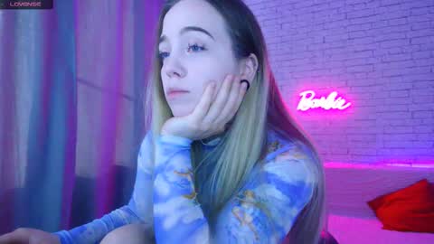 Nica online show from 11/01/25, 04:58