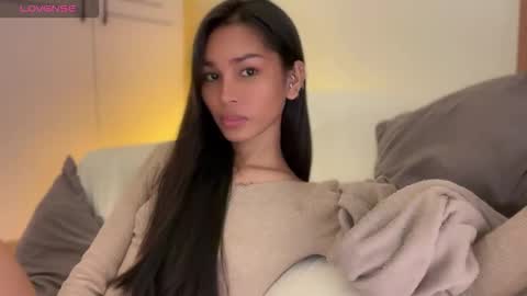 Snapshot of _cumonu69_ chatting on 10/07/25, 12:24 Tiko online show from 10/07/25, 12:24