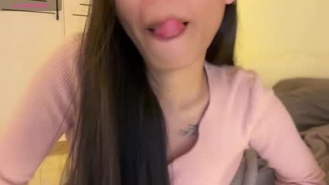 Snapshot of _cumonu69_ chatting on 10/13/25, 06:41 Tiko online show from 10/13/25, 06:41