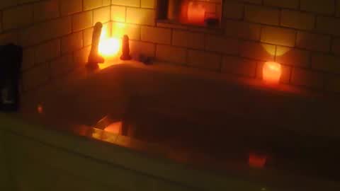 _cumwithme__ online show from 10/14/25, 07:53