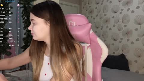 Snapshot of _cute_ice chatting on 01/02/25, 06:07 _cute_ice online show from 01/02/25, 06:07