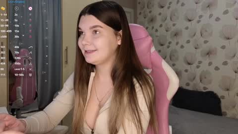 Snapshot of _cute_ice chatting on 01/18/25, 04:48 _cute_ice online show from 01/18/25, 04:48