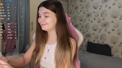 Snapshot of _cute_ice chatting on 01/25/25, 04:23 _cute_ice online show from 01/25/25, 04:23