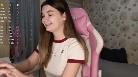 Snapshot of _cute_ice chatting on 02/25/25, 05:30 _cute_ice online show from 02/25/25, 05:30