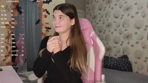 Snapshot of _cute_ice chatting on 10/22/25, 04:40 _cute_ice online show from 10/22/25, 04:40