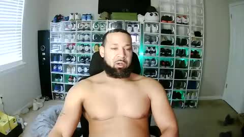 Snapshot of _da_d1ck_ chatting on 01/20/25, 09:32 Da d1ck online show from 01/20/25, 09:32