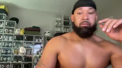 Snapshot of _da_d1ck_ chatting on 09/11/25, 05:13 Da d1ck online show from 09/11/25, 05:13