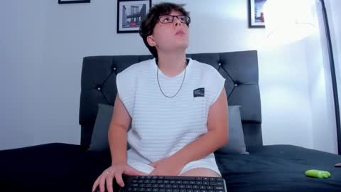 Darcy online show from 01/19/26, 12:42