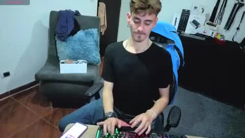 delacruz online show from 03/24/26, 08:25