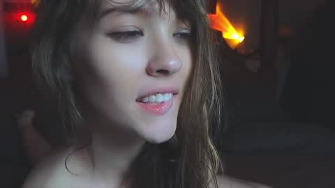 Snapshot of _demi_dee_ chatting on 12/25/24, 11:22 DemiDee online show from 12/25/24, 11:22