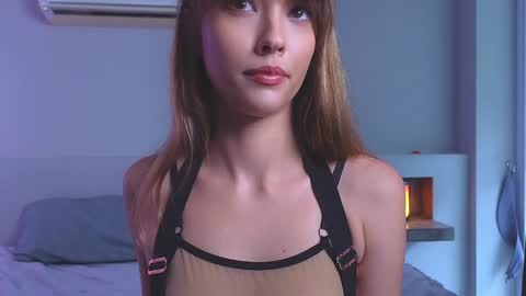 Snapshot of _demi_dee_ chatting on 01/15/25, 09:56 DemiDee online show from 01/15/25, 09:56