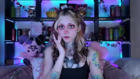 Kate online show from 05/21/26, 08:38
