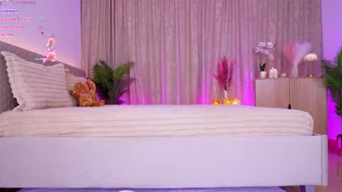 Just Dia online show from 01/12/26, 07:19