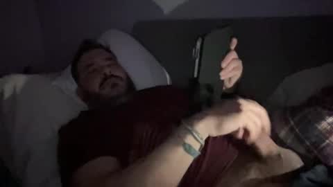 _direwolf_ online show from 12/15/25, 05:23