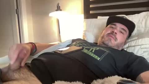 _direwolf_ online show from 04/24/26, 05:04