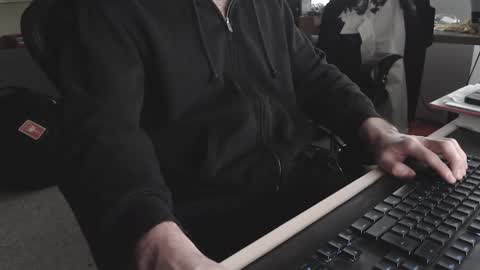 Snapshot of _dmc chatting on 01/17/25, 08:45 _dmc online show from 01/17/25, 08:45