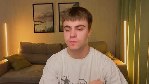 _dream_boys_ online show from 10/28/25, 08:51