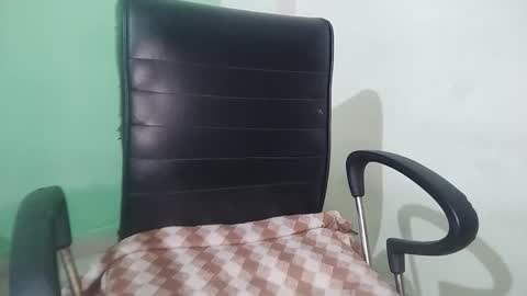 _dreamgirl_0 online show from 02/21/26, 01:28