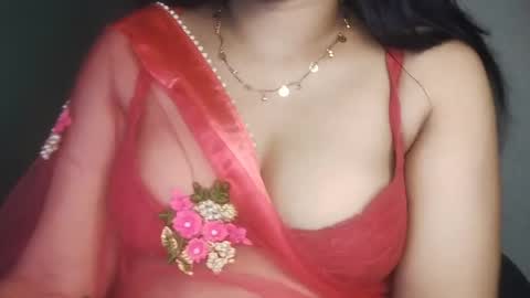 _dreamgirl_0 online show from 04/21/26, 01:42