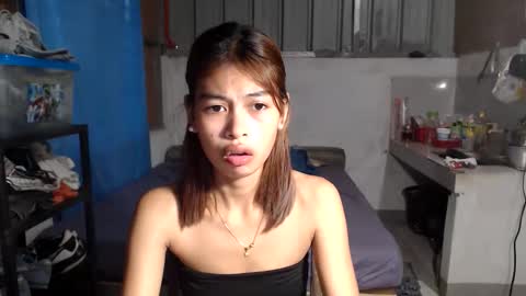 _eleanorxx online show from 04/19/26, 08:57