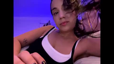 Snapshot of _elena_barra chatting on 03/11/25, 11:48 elena barra online show from 03/11/25, 11:48