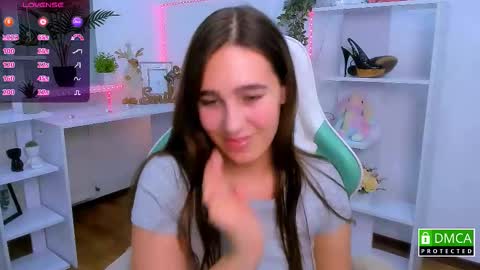 Lizzy  online show from 11/24/25, 10:53