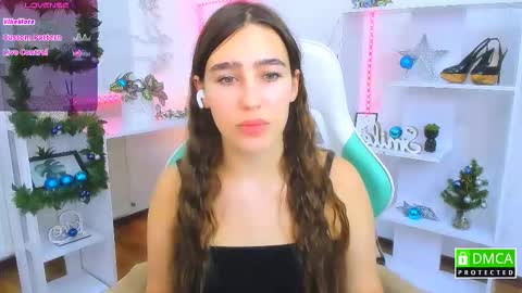 Lizzy  online show from 12/22/25, 10:29