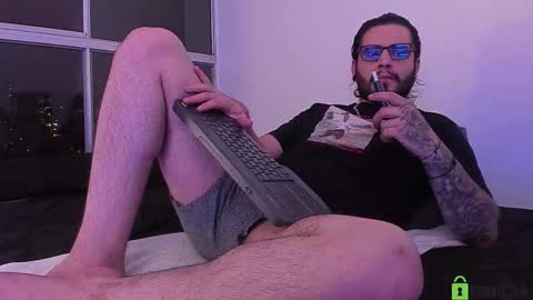  -         online show from 11/10/25, 12:31