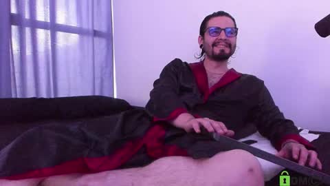  -         online show from 11/30/25, 10:03