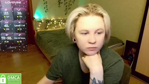 chloue and Gretta online show from 12/16/24, 05:59