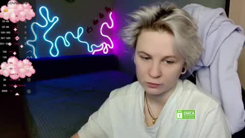 chloue and Gretta online show from 11/10/25, 07:02