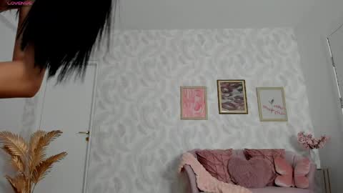 Elysa online show from 05/20/26, 05:02