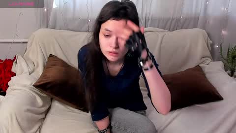 _emily__strike_ online show from 03/12/25, 09:02