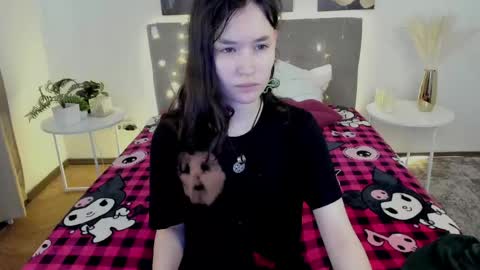 _emily__strike_ online show from 05/25/26, 01:33