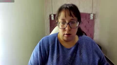 Emily  online show from 10/02/25, 12:12