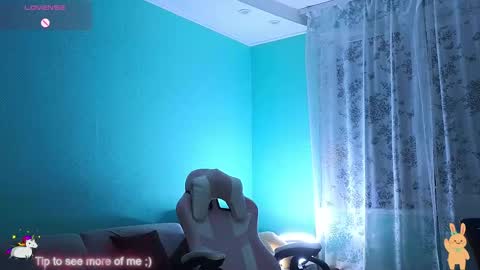 Snapshot of _enni__ chatting on 05/09/26, 07:19 Sam online show from 05/09/26, 07:19