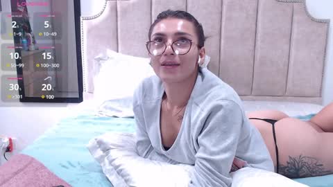  Erica Vanderhill  online show from 02/17/25, 06:15